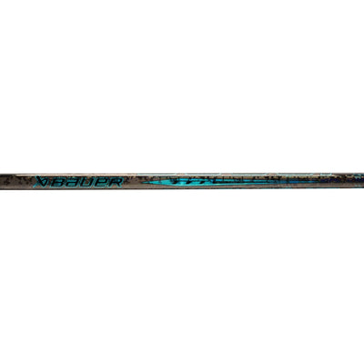 Bauer Hockey Sticks Bauer Twitch Grip (2024) Senior Black/Gray/Blue side horizontal close-up showing 'Bauer' and 'TWITCH TAPER TECHNOLOGY' (TTT)