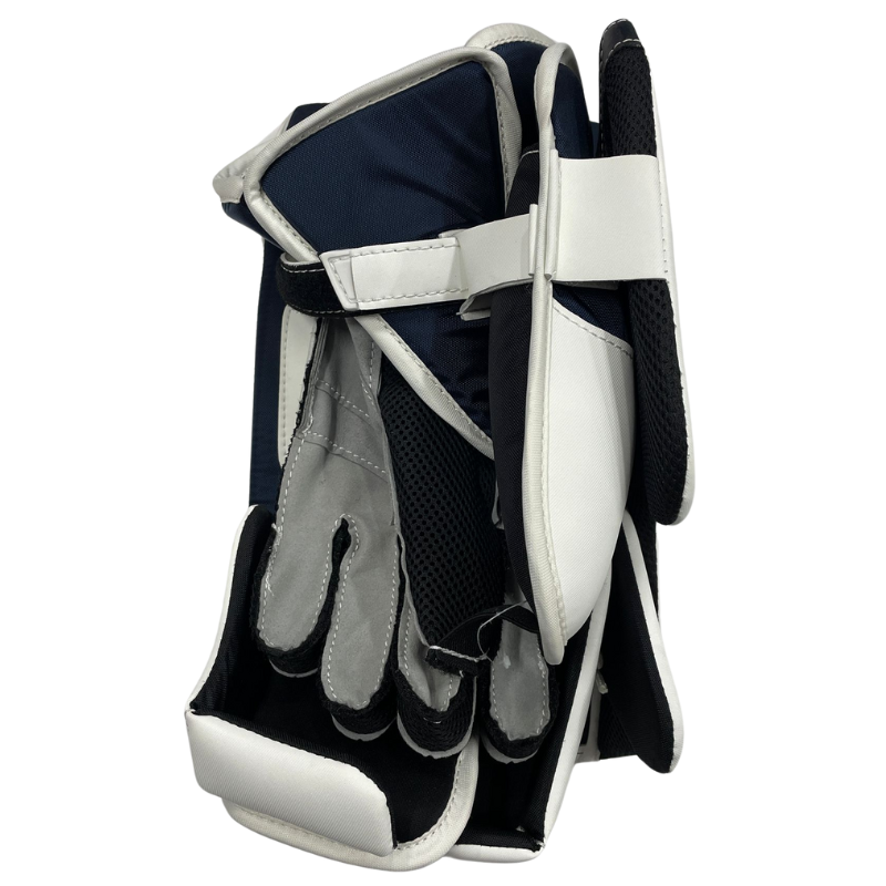 CCM Goalie Blockers CCM Axis 1.9 Source Exclusive (2020) Senior White/Navy/Silver back (glove)