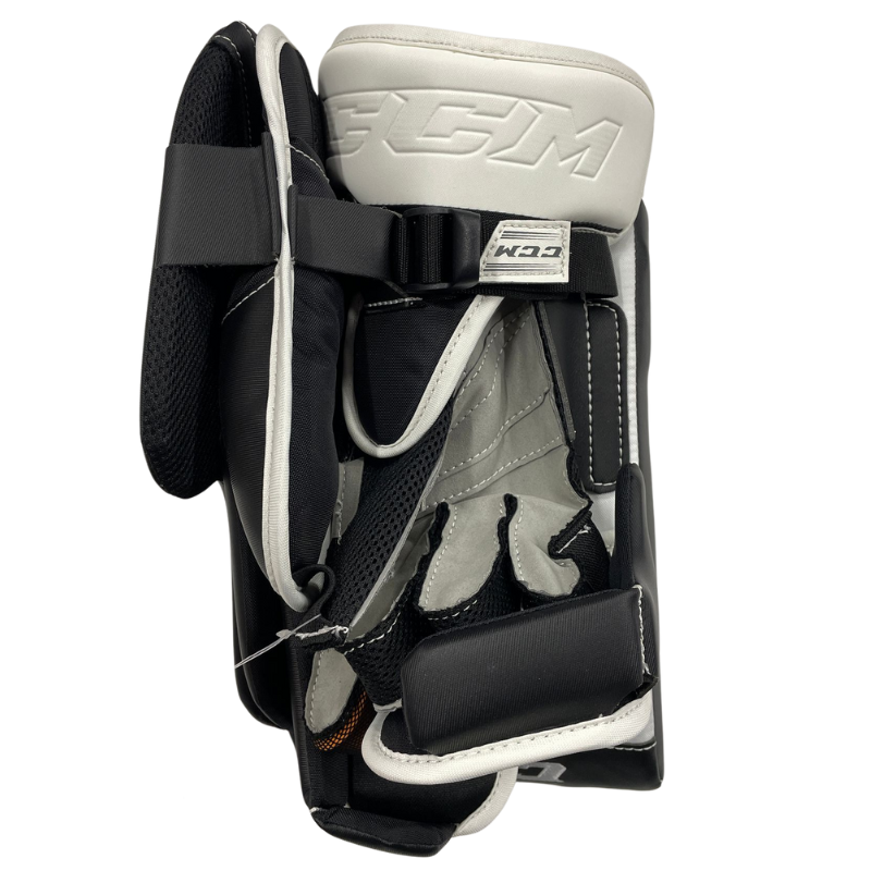 CCM Extreme Flex E5.9 Goalie Blocker - Senior (2022) – Time Out Source ...