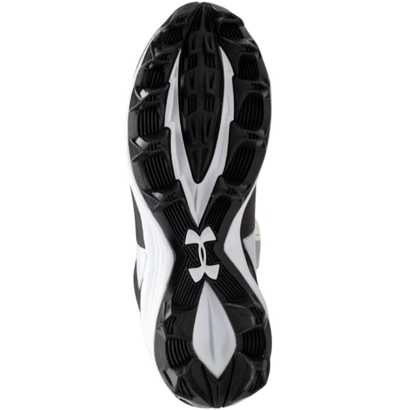 Under Armour Crusher RM Football Cleats Junior bottom pointing up